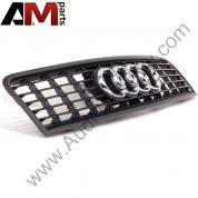 Решетка радиатора Ауди А4 (В6) 8E0853651G 5PV