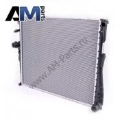 Радиатор системы охлаждения 17113415693 на BMW E83 2.5si