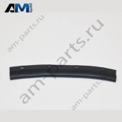 Уплотнитель капота сзади Skoda Octavia A7 5E0823735A