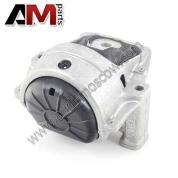 Опора правая OSSCA для Audi A4 (B8) 18100