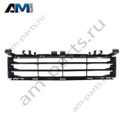 Центральная решетка бампера Luxury Line 51117385267 BMW 5 серии G30