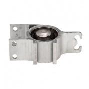 Опора рычага подвески правая A2463330200 Mercedes A-klasse W176