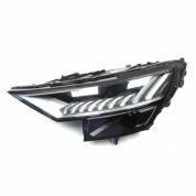 Фара светодиодная с матричным модулем левая на Audi Q8 4M8941783