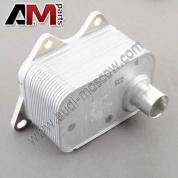 Радиатор масляный для автомобилей концерна VAG 06J117021Q