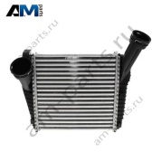 Интеркулер правый 7P0145804D Volkswagen Touareg II (2014-2018) 3.0TDI