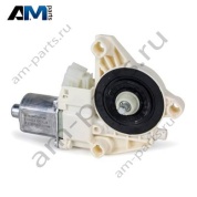 Мотор стеклоподъемника передней правой двери A2469065200 на Mercedes B-class W246