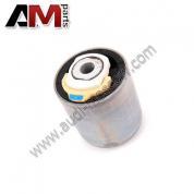 Сайлентблок направляющего рычага Ауди А4 (В6) TRW JBU100