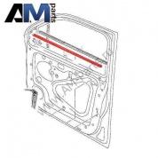 Уплотнитель пер двери справа внутри Amarok 2H0837472A9B9