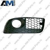 Решетка переднего бампера правая Гольф 5 1K0854662F9B9