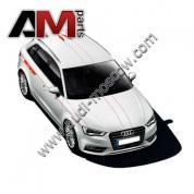 Оригинальный комплект накладок (RED) Audi A3 (4 двери) 8V4060306