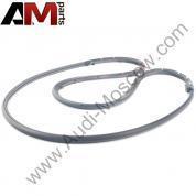 Уплотнитель двери наружный правый Ауди А4 (В7) 8E0837912M