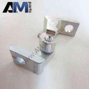 Петля передней двери верхняя левая Сирокко 7N0831401B