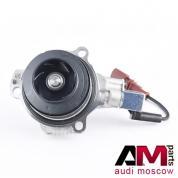 Насос системы охлаждения / помпа Audi A4 (B8) 2.0 CNHA 04L121011