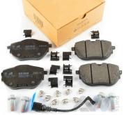 Тормозные колодки передние (для R16) на Volkswagen Caravelle T6 7LA698151D