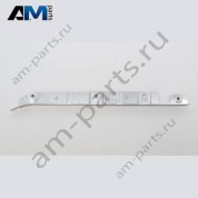 Крепежная планка Audi Q8 2019-2024 4M8803415A