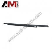 Оригинальный уплотнитель двери с накладкой задний левый Audi A6 C7 седан/ALL-ROAD (черный) 4G0853763A1P9