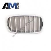 Решетка радиатора (правая) BMW X5 (F15) 51117303108