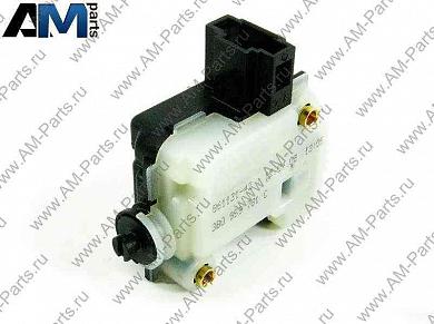 Мотор открытия крышки багажника Volkswagen Touareg (2011-2014) 7L6959781