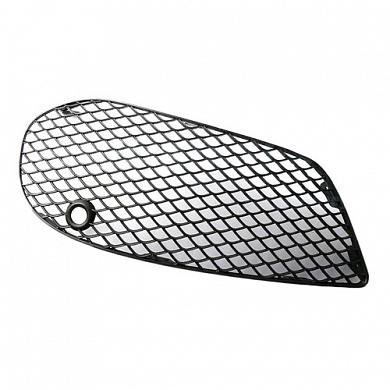 Решетка переднего бампера левая A2058852523 Мерседес С-класса W205 (2014-2018)