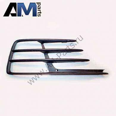 Решетка переднего бампера правая Сирокко (2015-2017) 1K8853666E9B9