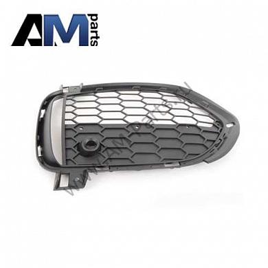 Решетка бампера левая BMW X5 (F15) (М-пакет) 51118064633