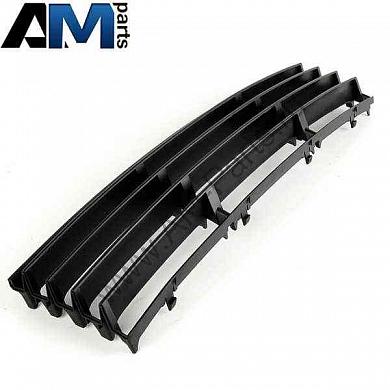 Решетка радиатора для Volkswagen Passat B5 3B0853677EB41Заказать оригинальную решетку радиатора Volkswagen Passat B5 3B0853677EB41- Гарантия качества