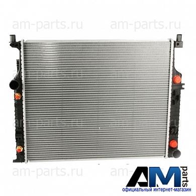 Радиатор системы охлажднения 512576J Мерседес M350 272л.с.