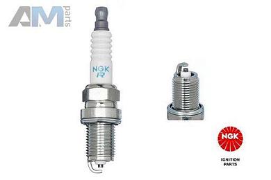 Свечи зажигания NGK (7121) для Audi A4 (B7) 2005-2009 1.6/1.8 (102/163 л.с.)