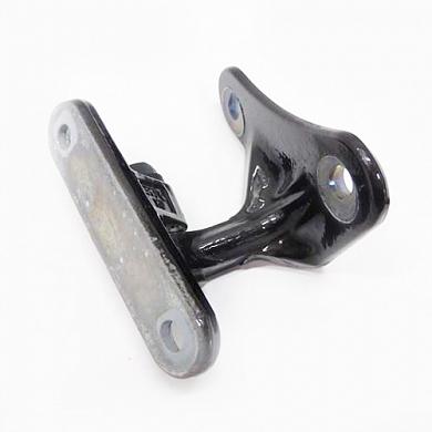 Петля водительской двери нижняя Mercedes S-klasse W221 A2217201137