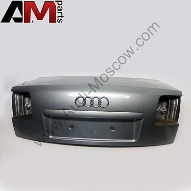 Крышка багажника Ауди А8 (D3) 4E0827023a