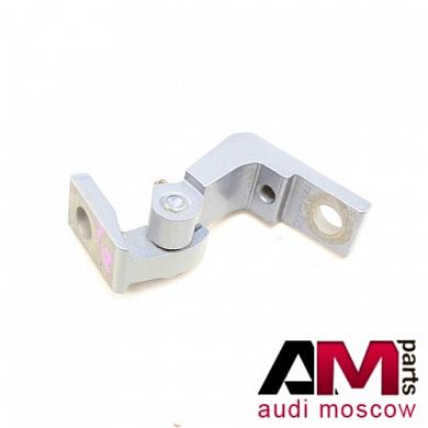 Шарнир двери для Audi A8 D3 4E0831401AЗаказать оригинальный шарнир двери Audi A8 D3 4E0831401A- Заказать и сэкономить