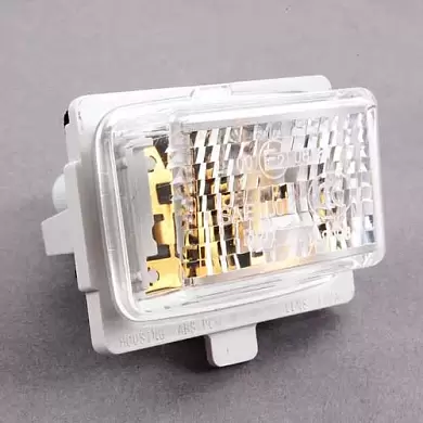 Фонарь крышки багажника (подсветки номерного знака) Mercedes C W205 (2014-2023) A2218200856