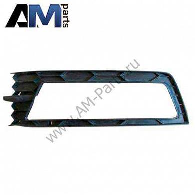 Решетка переднего бампера правая Рапид 60U8076829B9