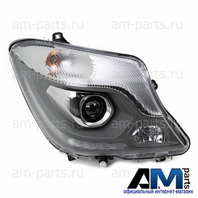 Фара правая би-ксенон Hella на Мерседес Спринтер W906 1EJ011030-321
