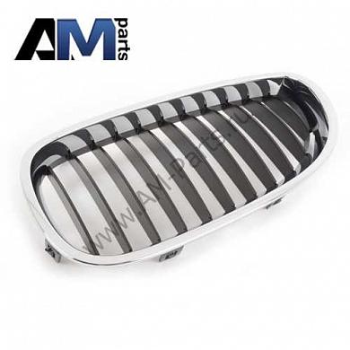 Решетка радиатора (левая) БМВ Е60 51137027061