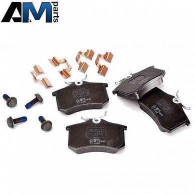 Колодки тормозные задние TRW на Caddy (1.2-1.6) GDB1330