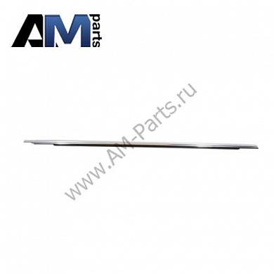 Наружный уплотнитель шахты стекла (правый) BMW X3 F25 (хром) 51337267944