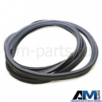 Уплотнитель задней 5-ой двери на Passat B8 (Alltrack) 3G9827705C