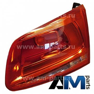 Фонарь задний правый внутренний Volkswagen Touareg (2011-2014) 7P6945094C