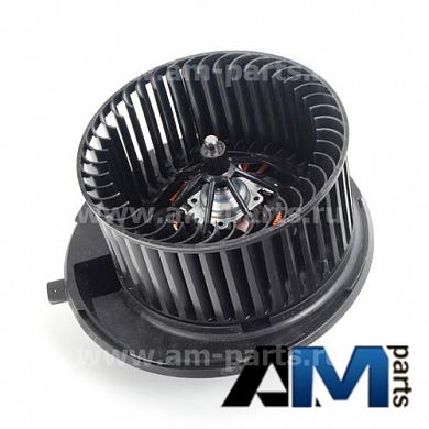 Вентилятор кондиционера на Golf 1.6 BSE/BSF 698809 Valeo