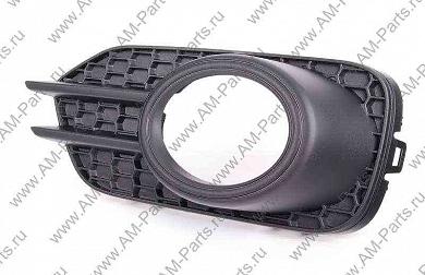 Решетка птф правая Фольксваген Тигуан (2012-2016) (черный) 5N0853666G9B9