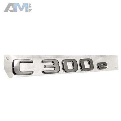 Эмблема крышки багажника C300e на Mercedes C W206 (2021-2024) A2068171200