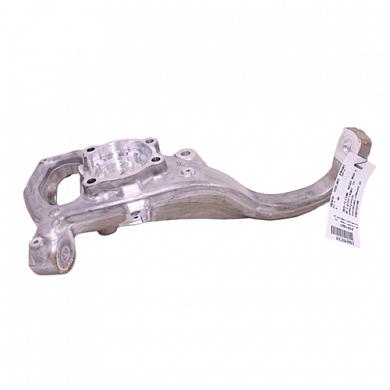 Кулак поворотный передний правый A2053322200 Мерседес С-класса W205