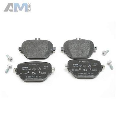 Передние тормозные колодки A0004210602 для Mercedes C-Class 2021-2025 (W206) C43