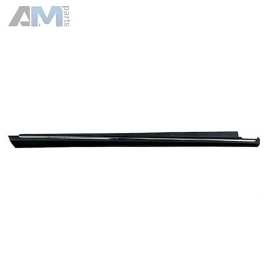 Порог правый пластиковый на Mercedes GLS 2015-2019 A1666900640