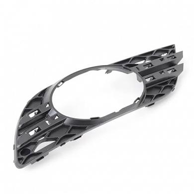 Решетка переднего бампера левая A2118850922 Mercedes E-klasse W211