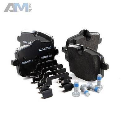 Оригинальные задние тормозные колодки 34218847061 на BMW 5 серии (F10) 530d/535i/535iX