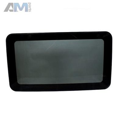 Стекло люка крыши на Mercedes GLS 2015-2019 A1667800021