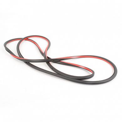 Уплотнитель передней правой двери на Audi Q5 (2017-2020) 80A837912G