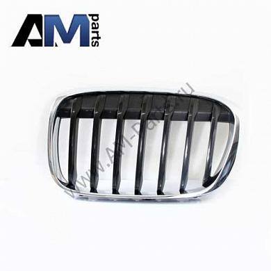 Решетка радиатора (левая) BMW X1 F48 (BASIS) 51137354823